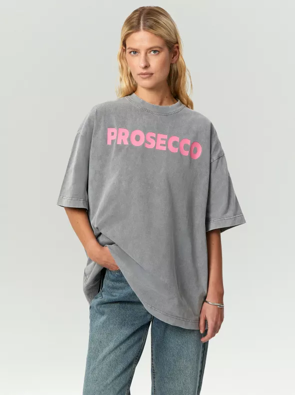 Футболка oversize с эффектом варки