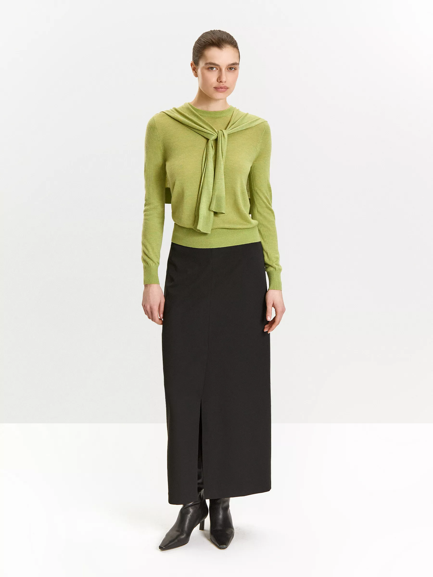 Джемпер из вискозного трикотажа с добавлением шерсти