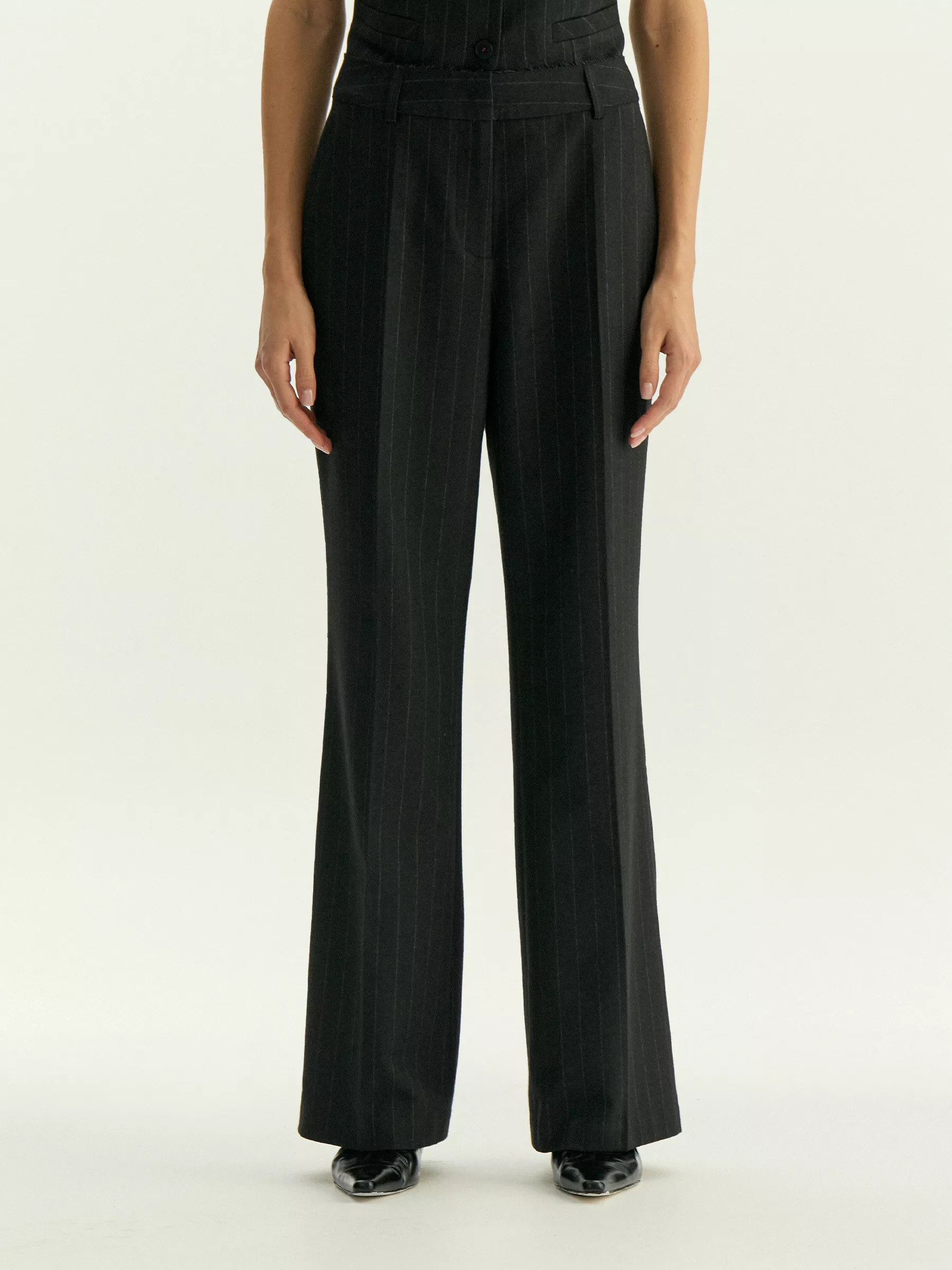 Брюки прямого кроя