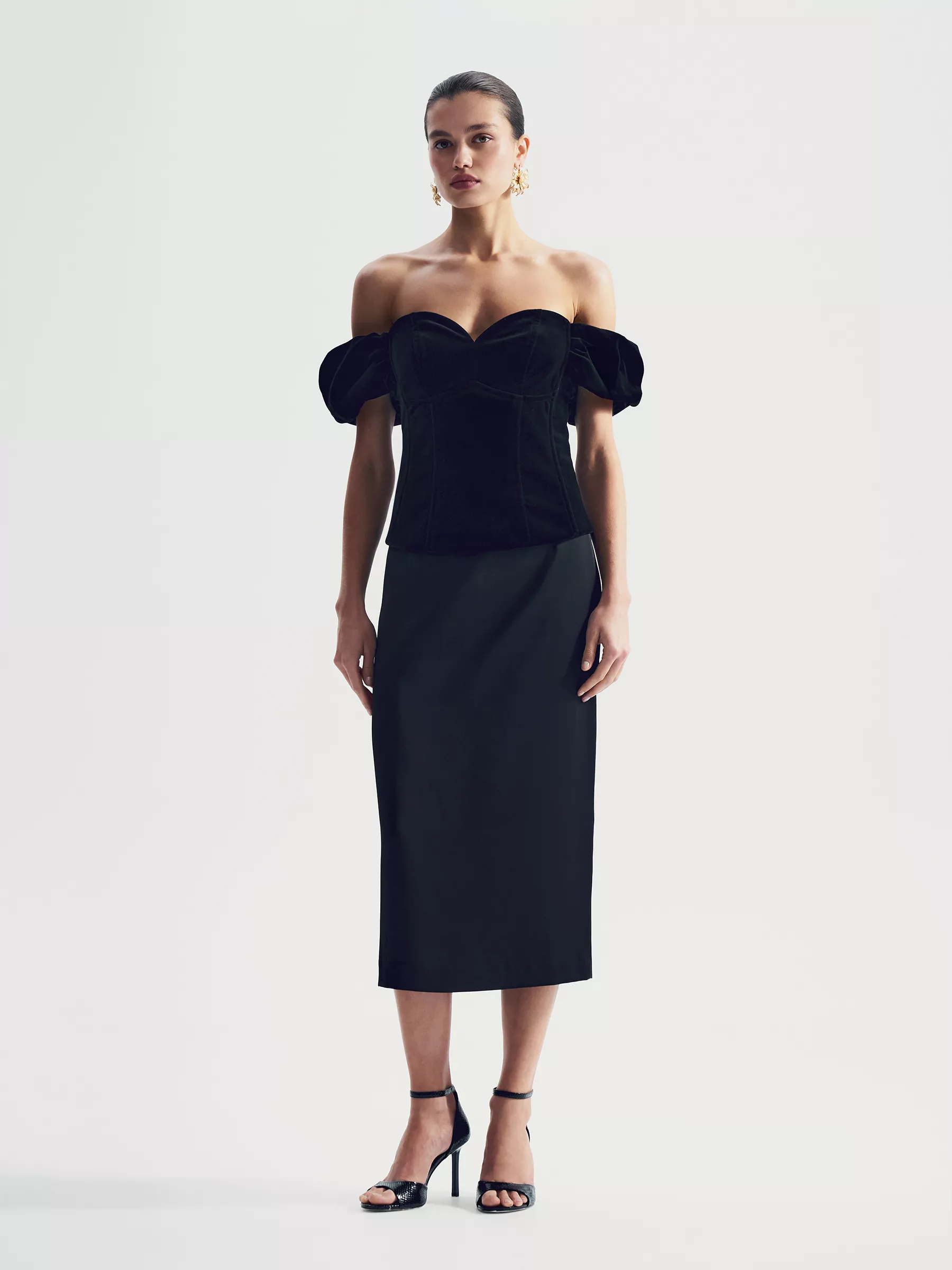 Однотонный топ