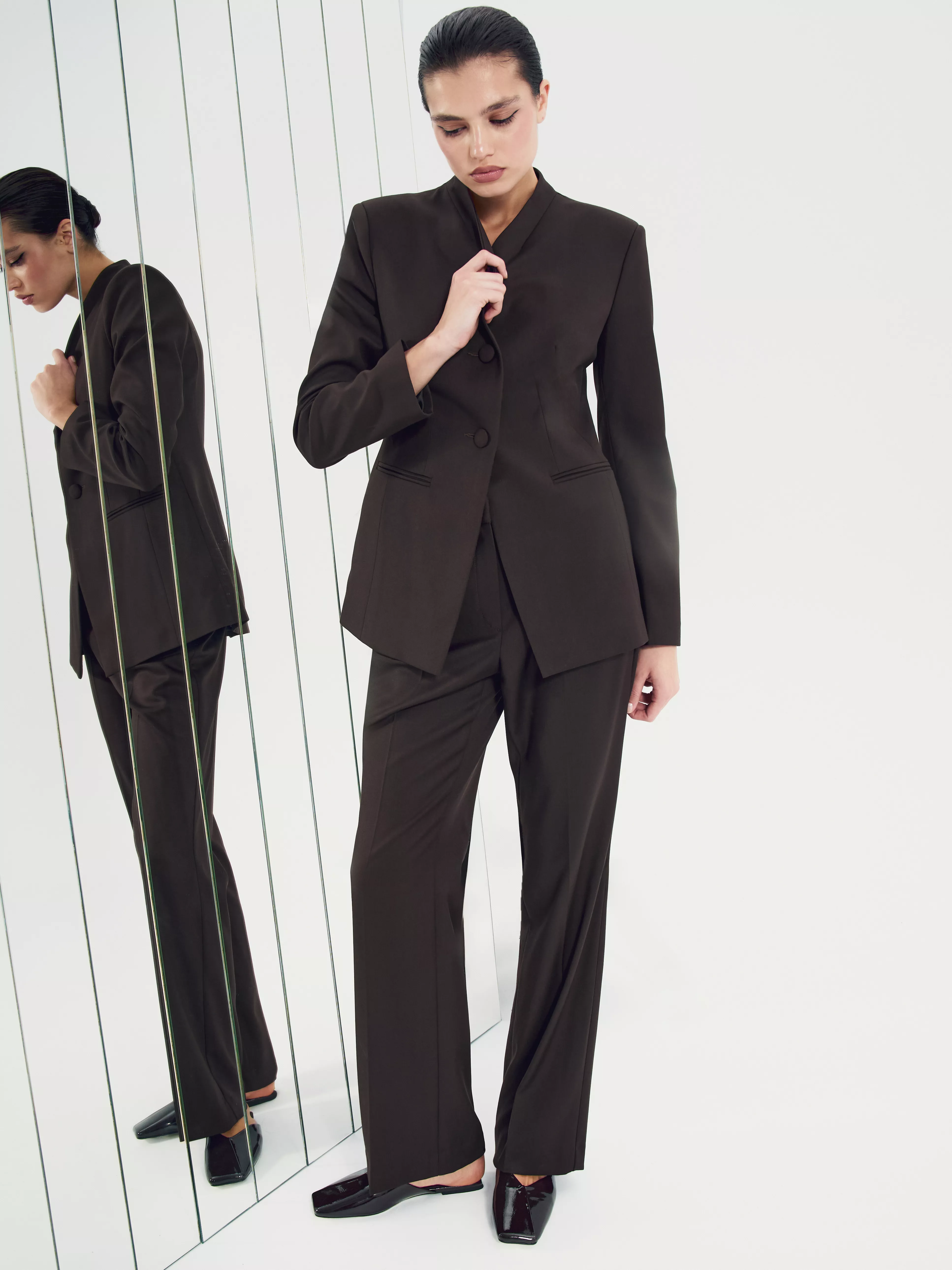 Брюки прямого кроя однотонные