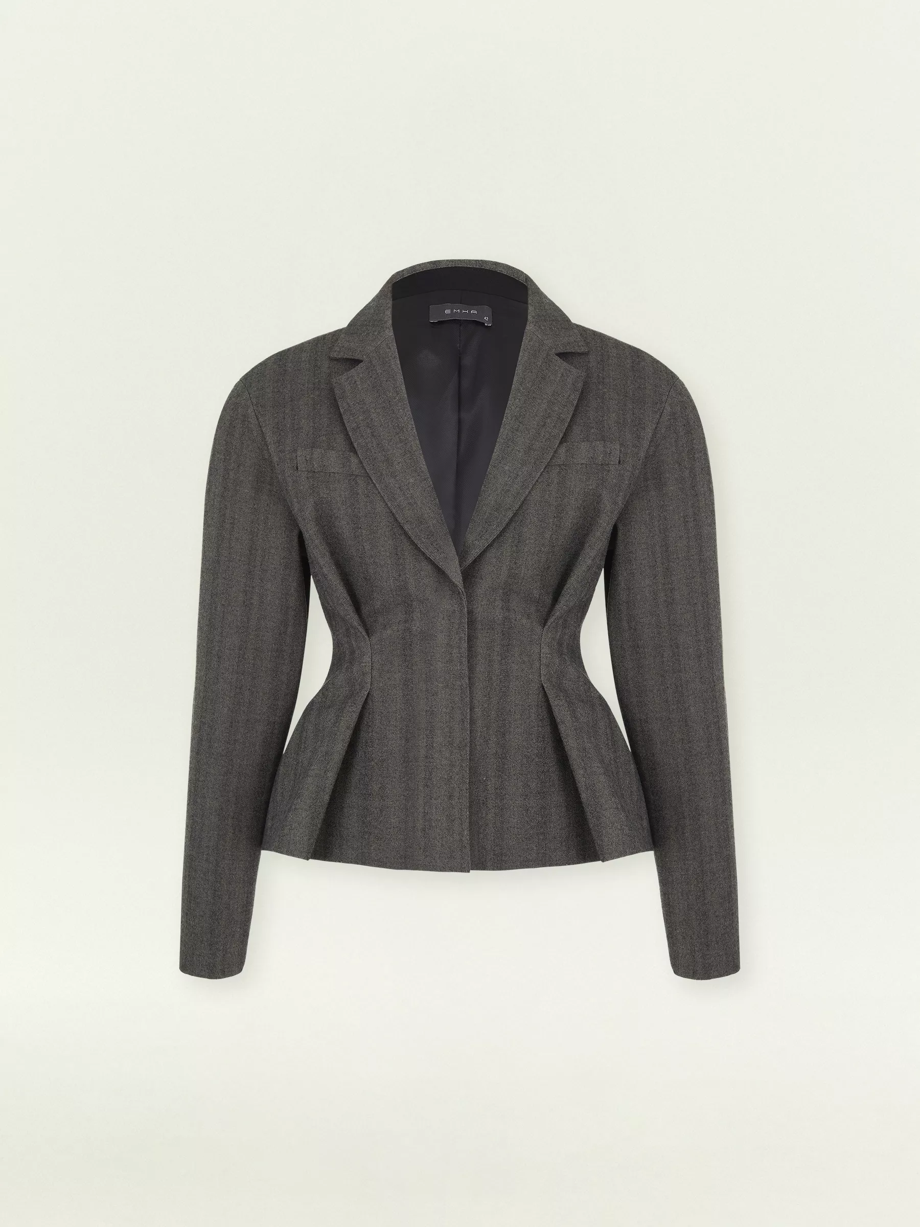 Жакет приталенного кроя