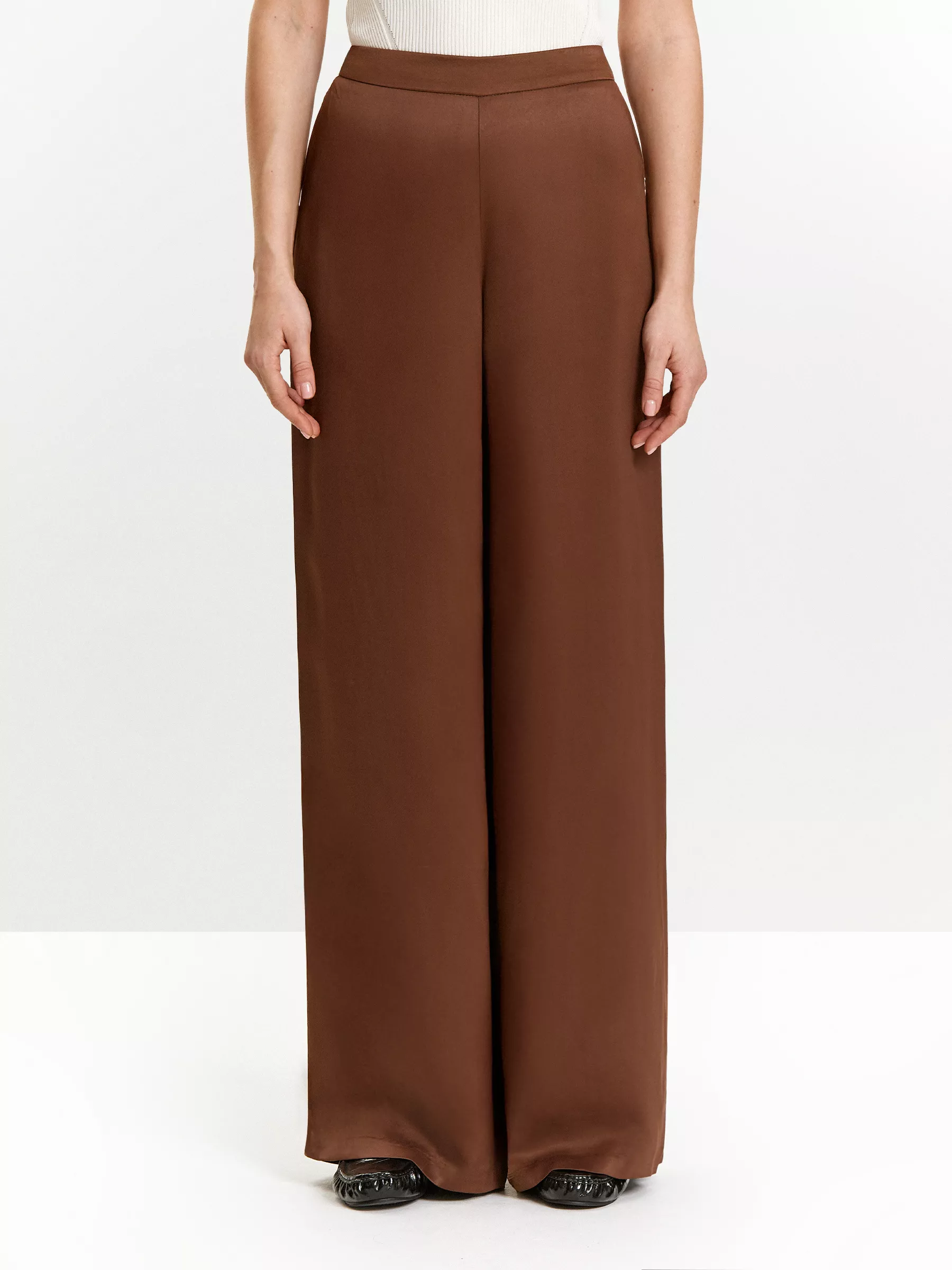 брюки широкого кроя