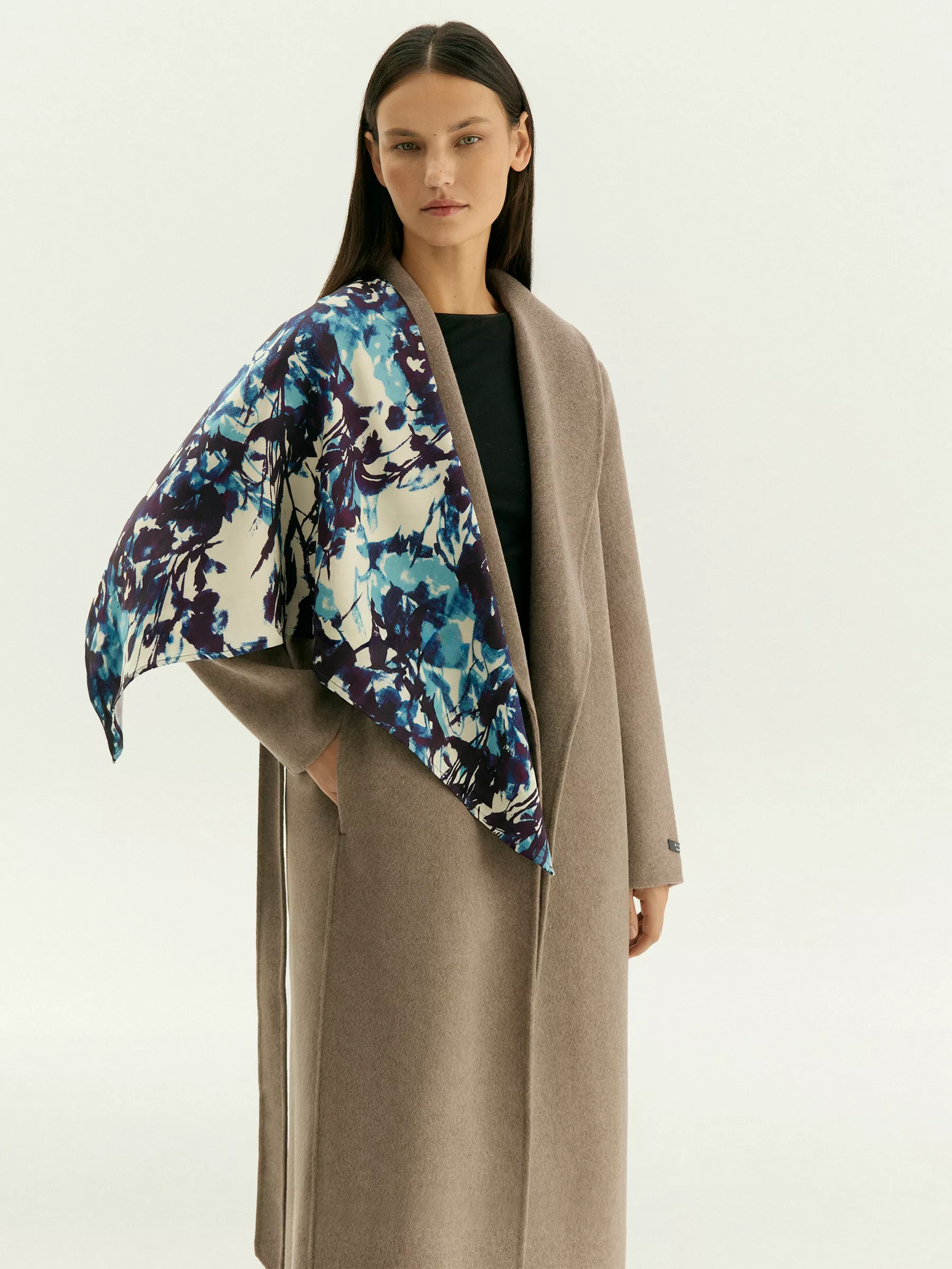 Платок L179/graphica