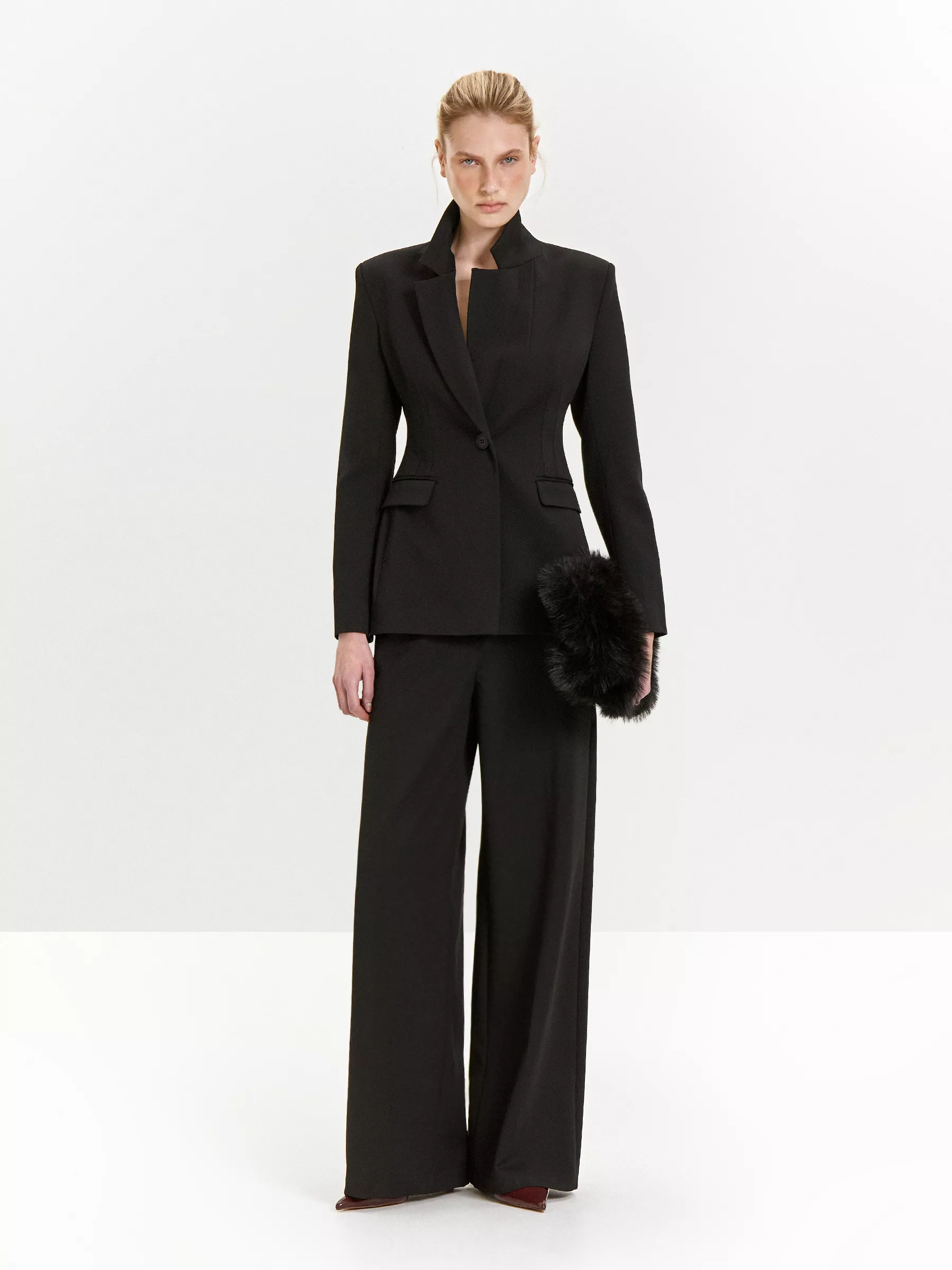 жакет приталенный