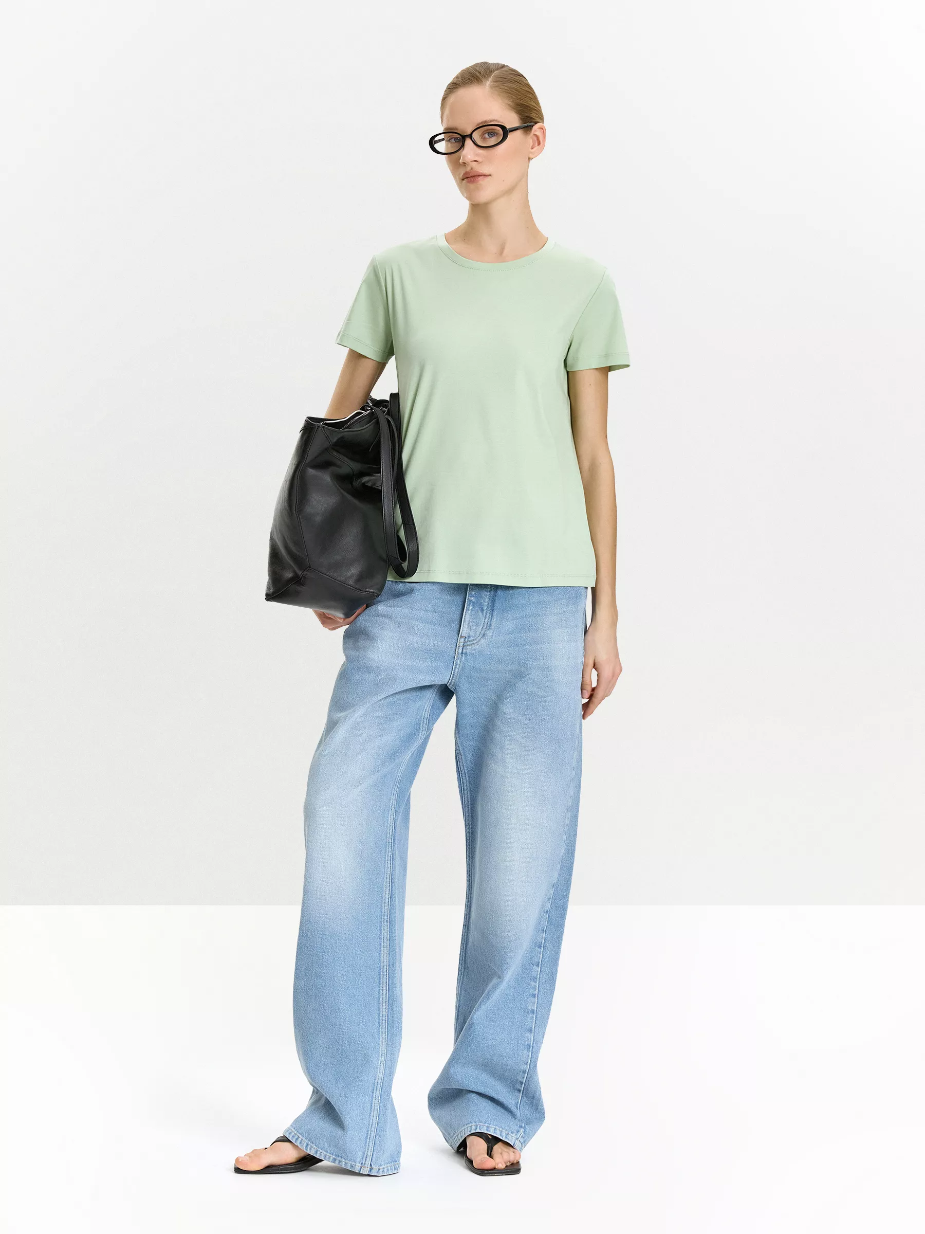 Футболка B2579/fiction