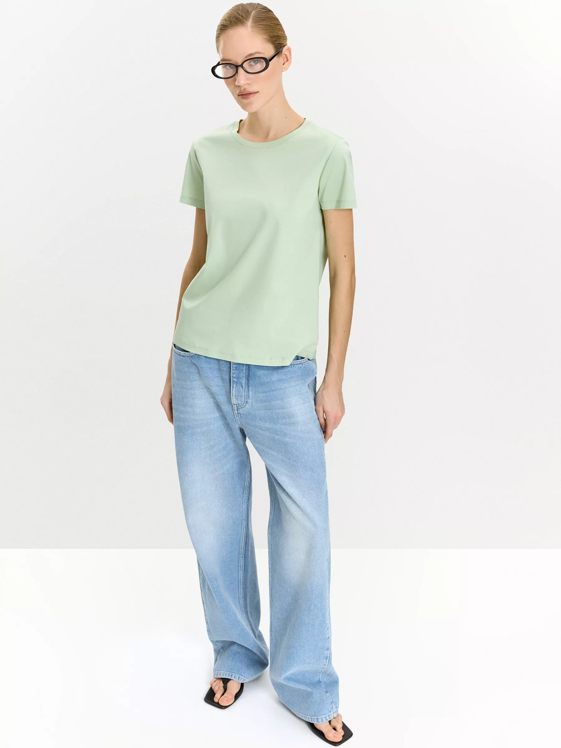 Футболка B2579/fiction