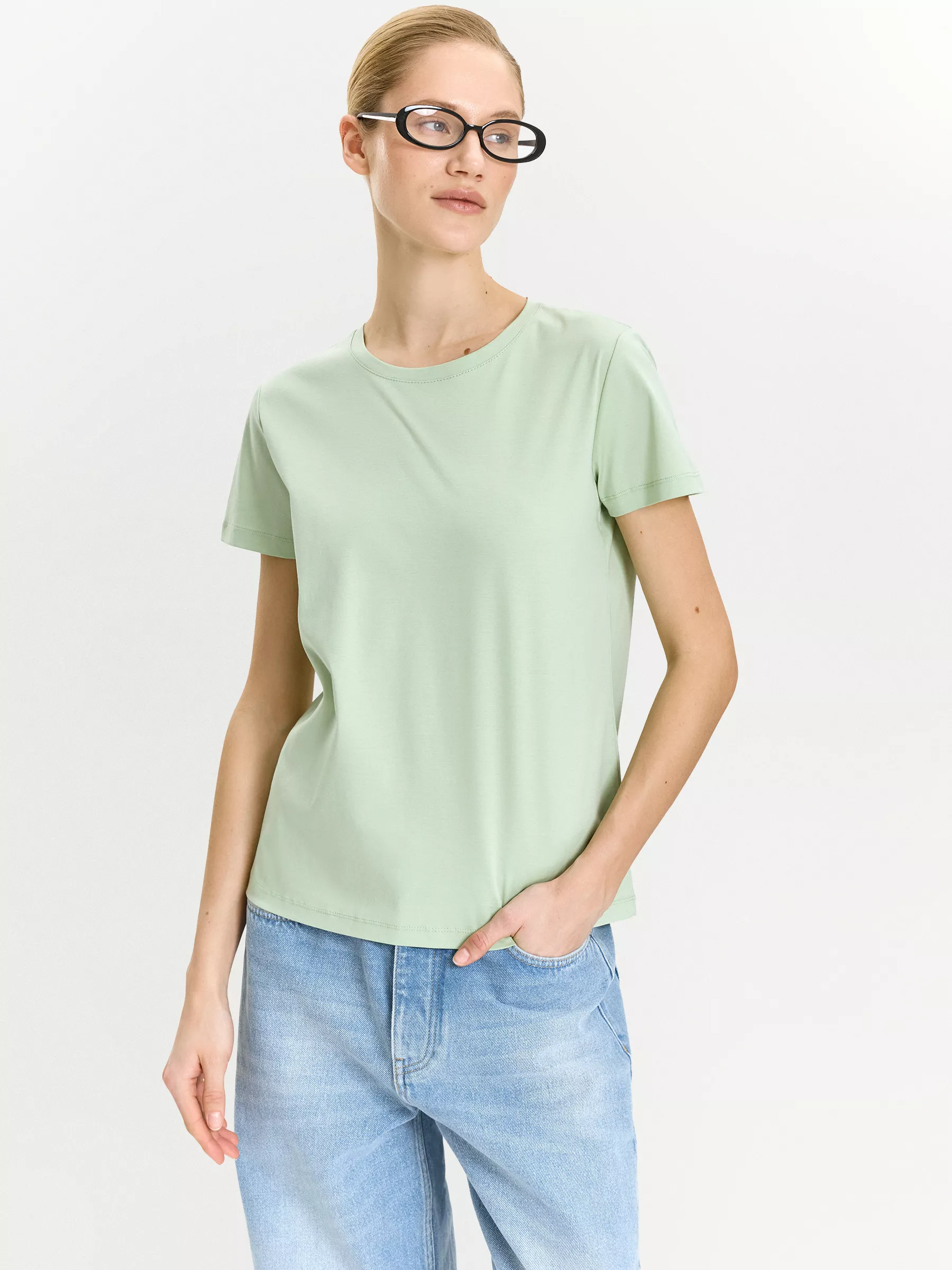 Футболка B2579/fiction