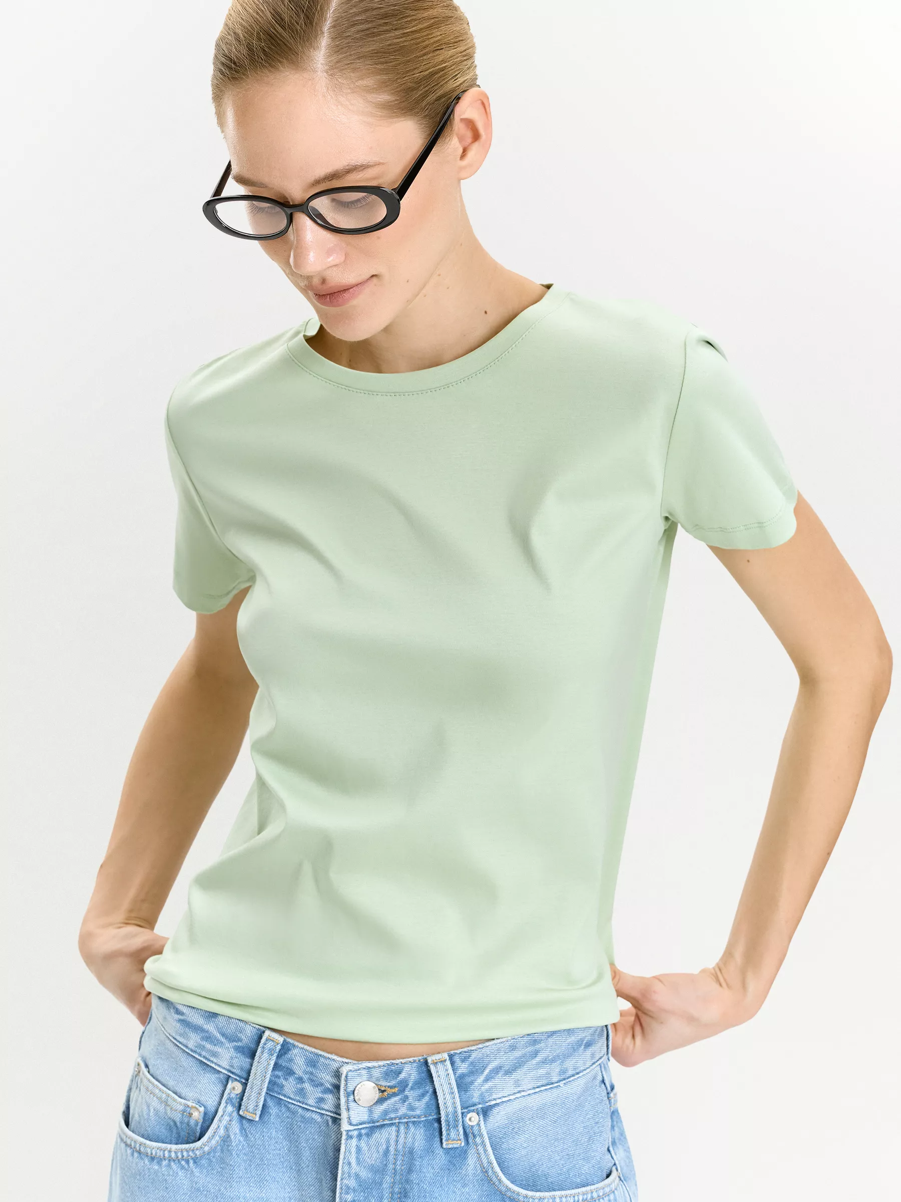 Футболка B2579/fiction