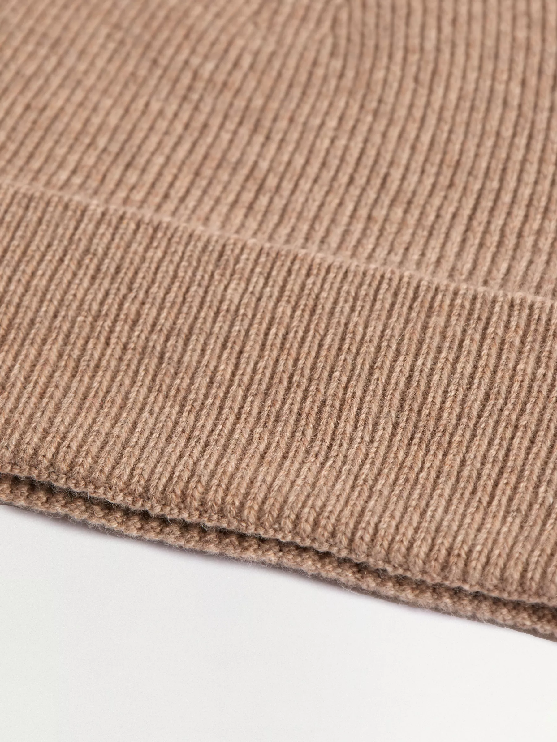 Шапка H007/cruma