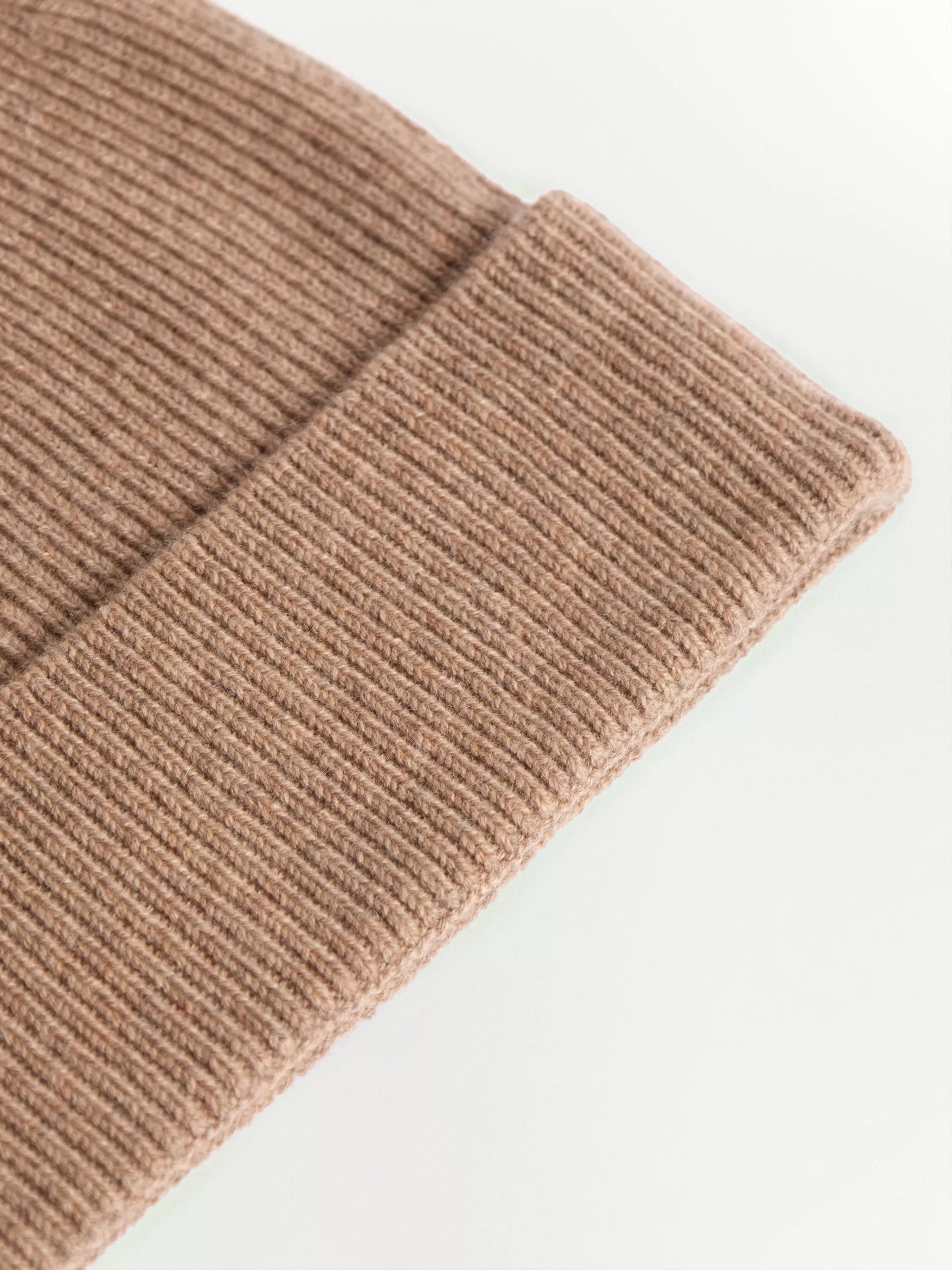 Шапка H007/cruma