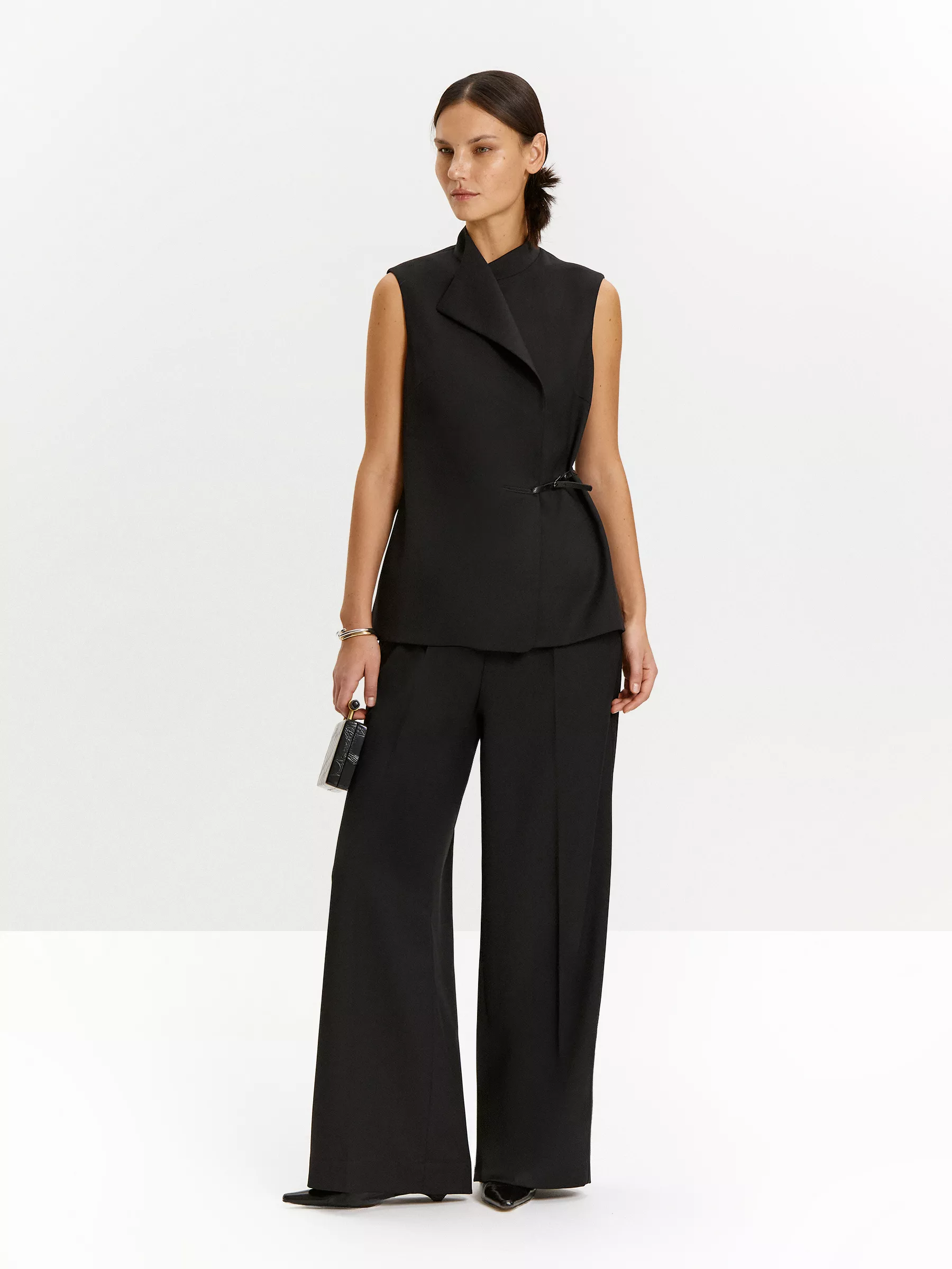 Жилет удлиненный