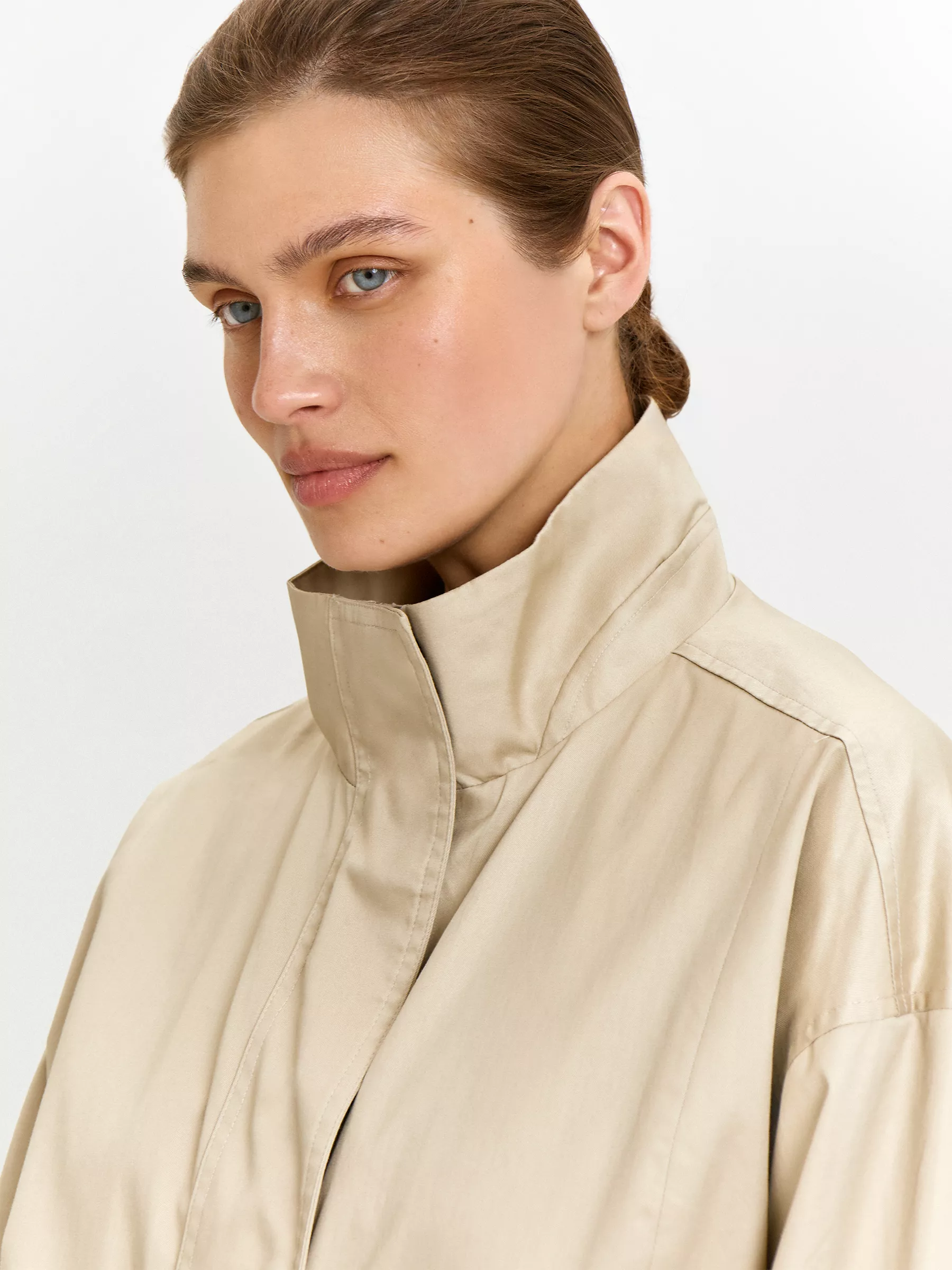 Плащ на молнии