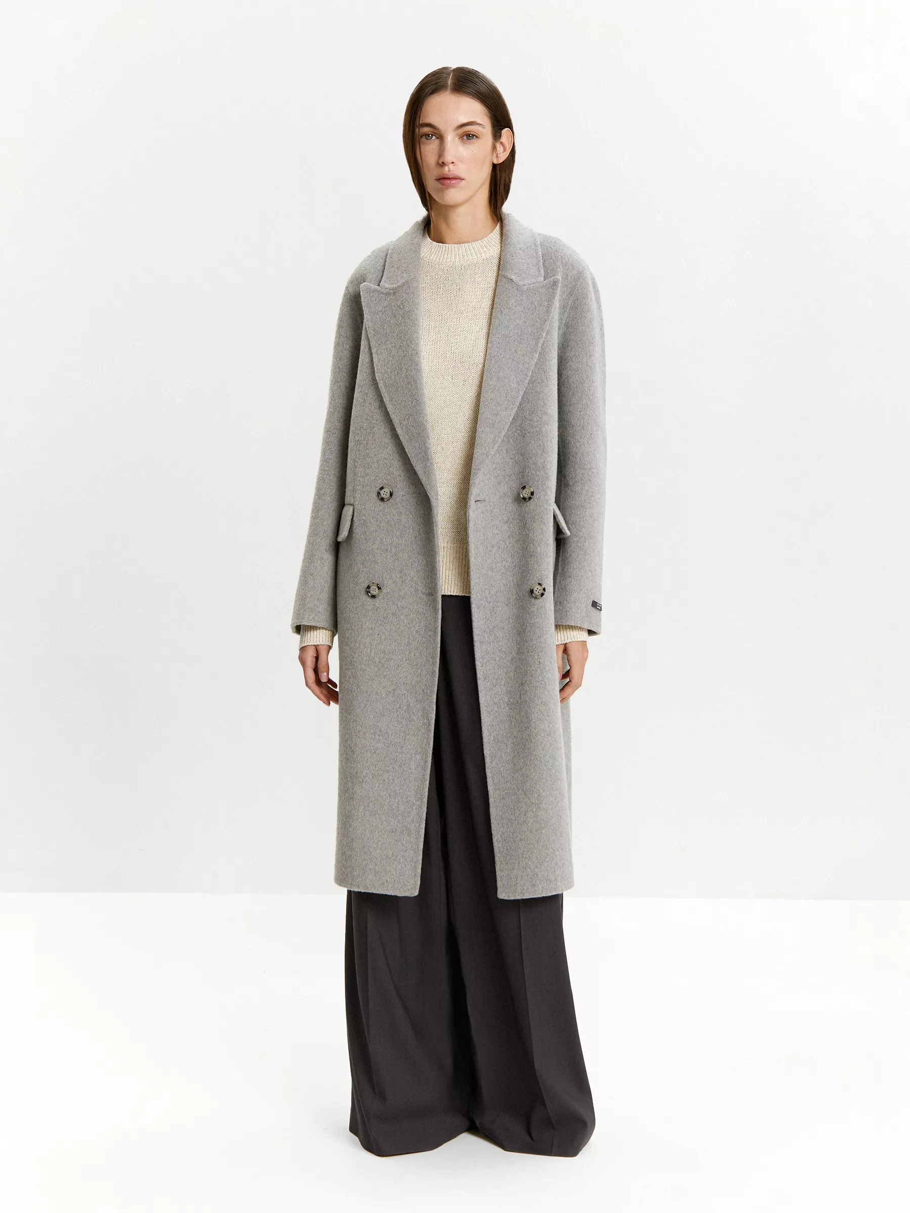 Пальто из шерсти