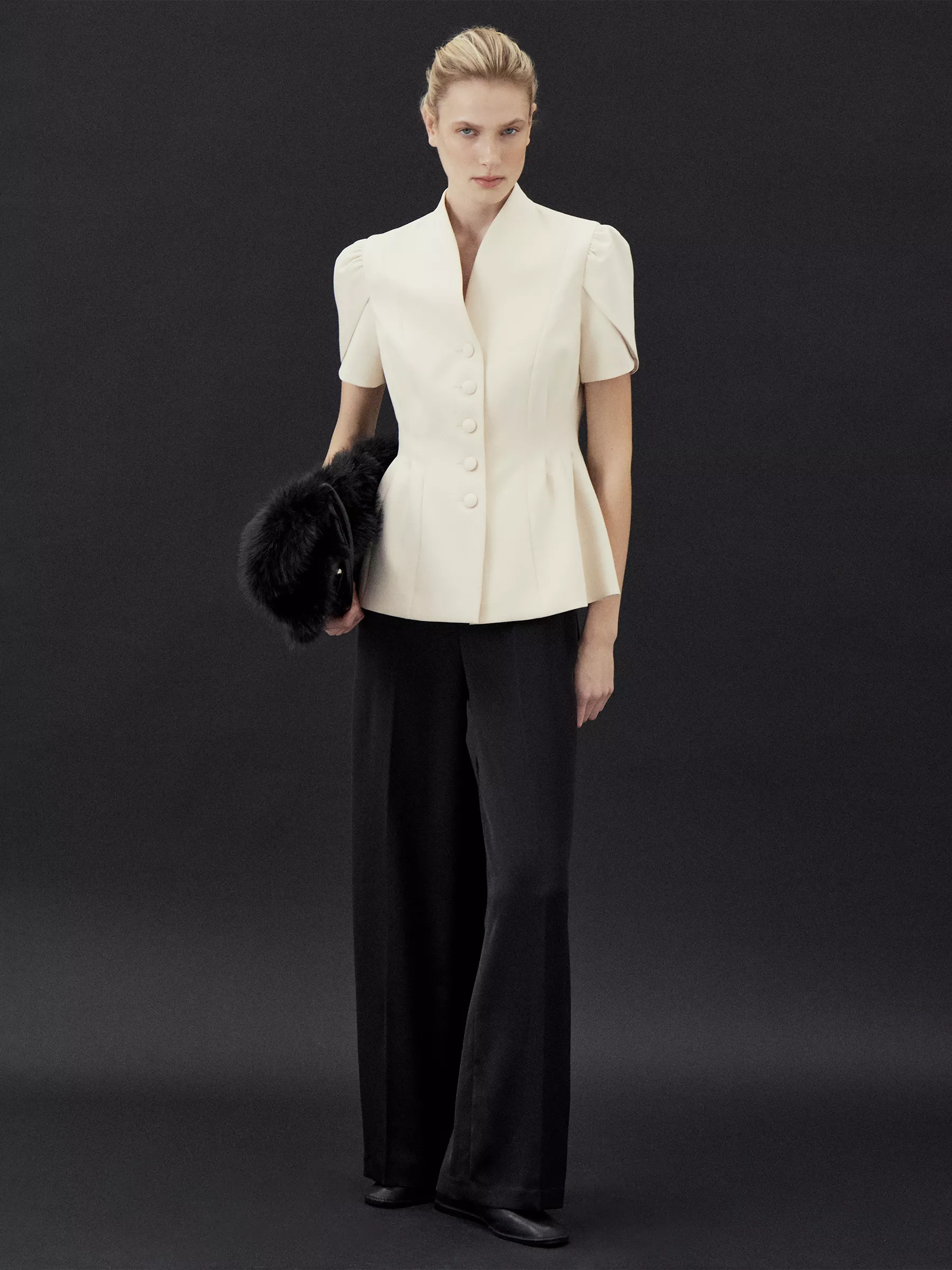 Жакет с коротким рукавом