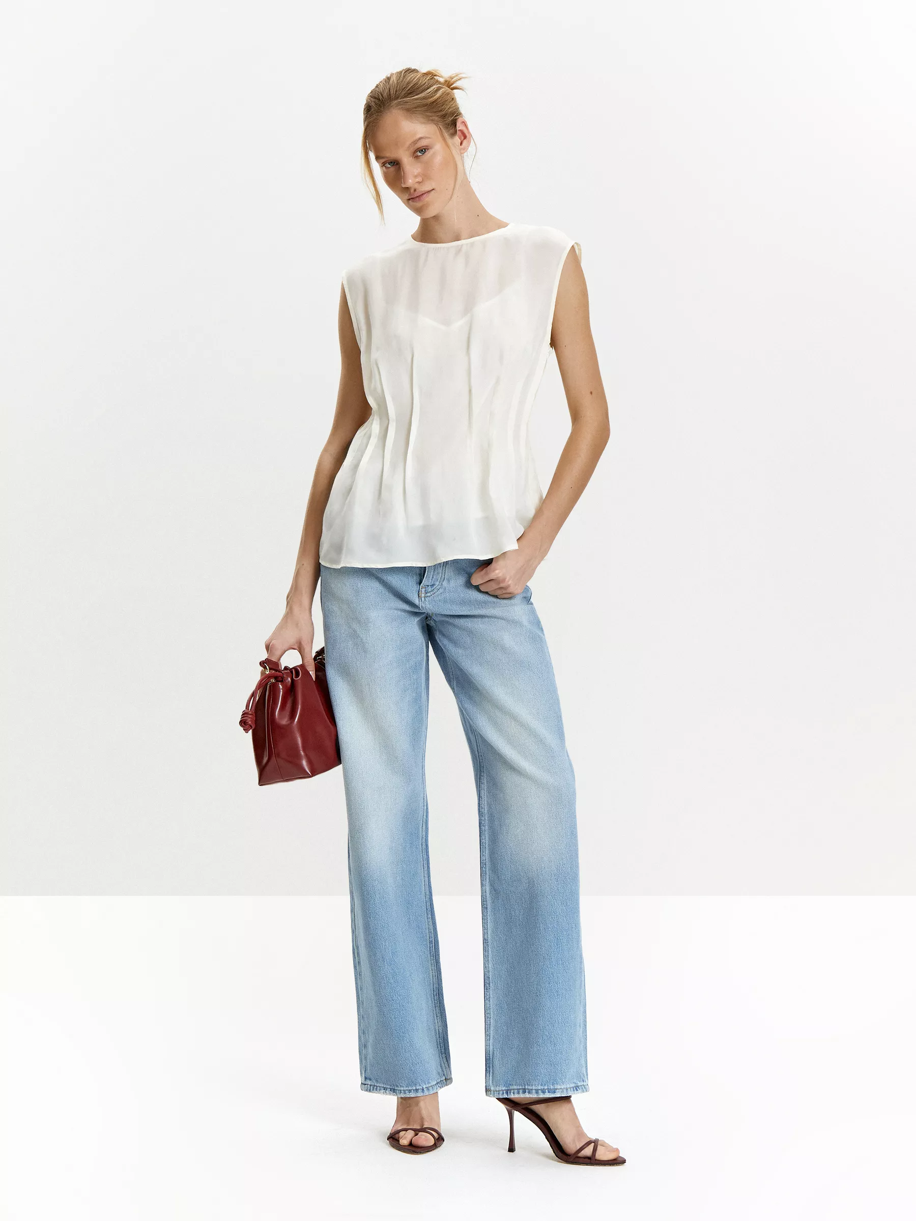 Блузка однотонная