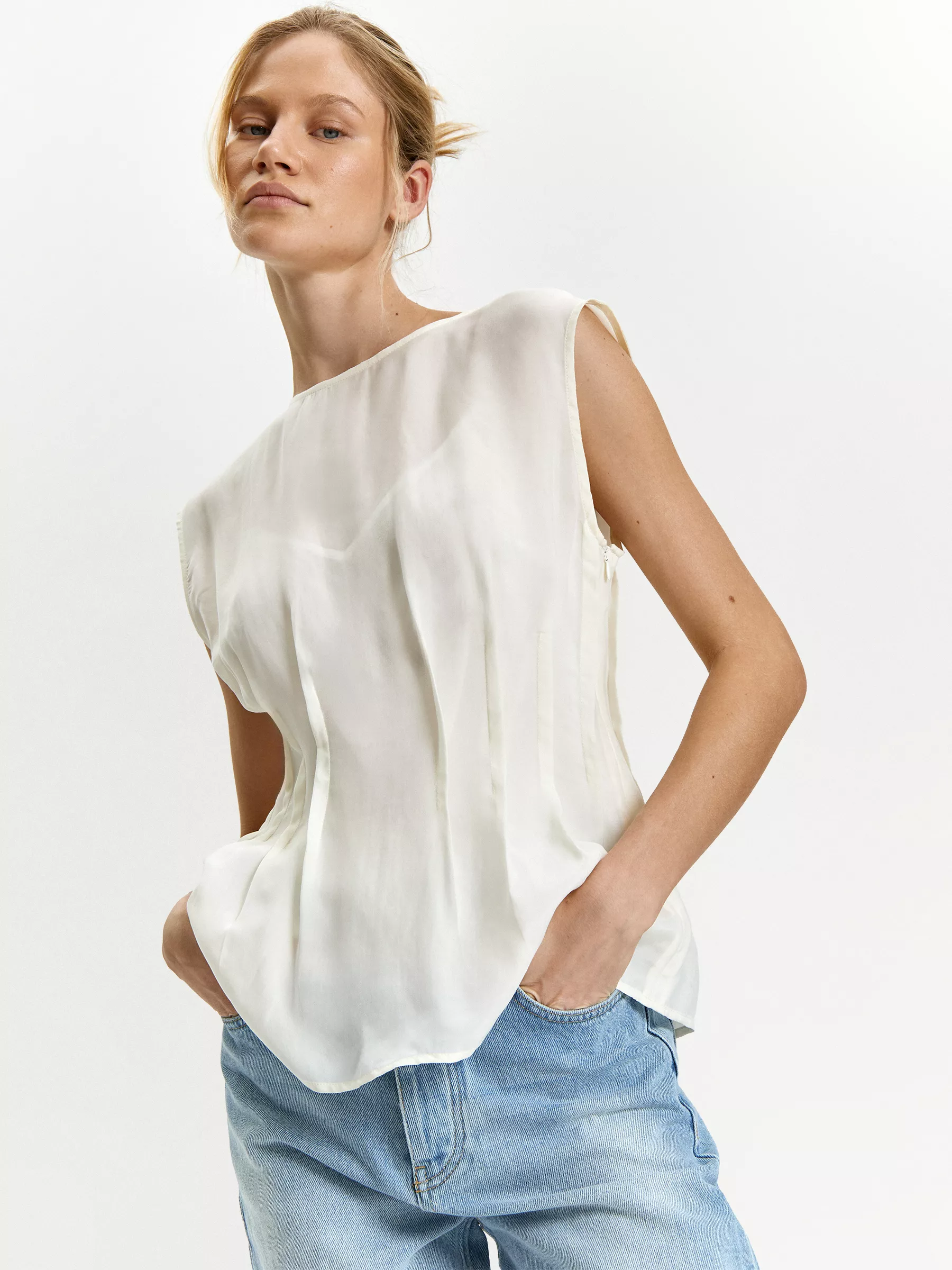 Блузка однотонная