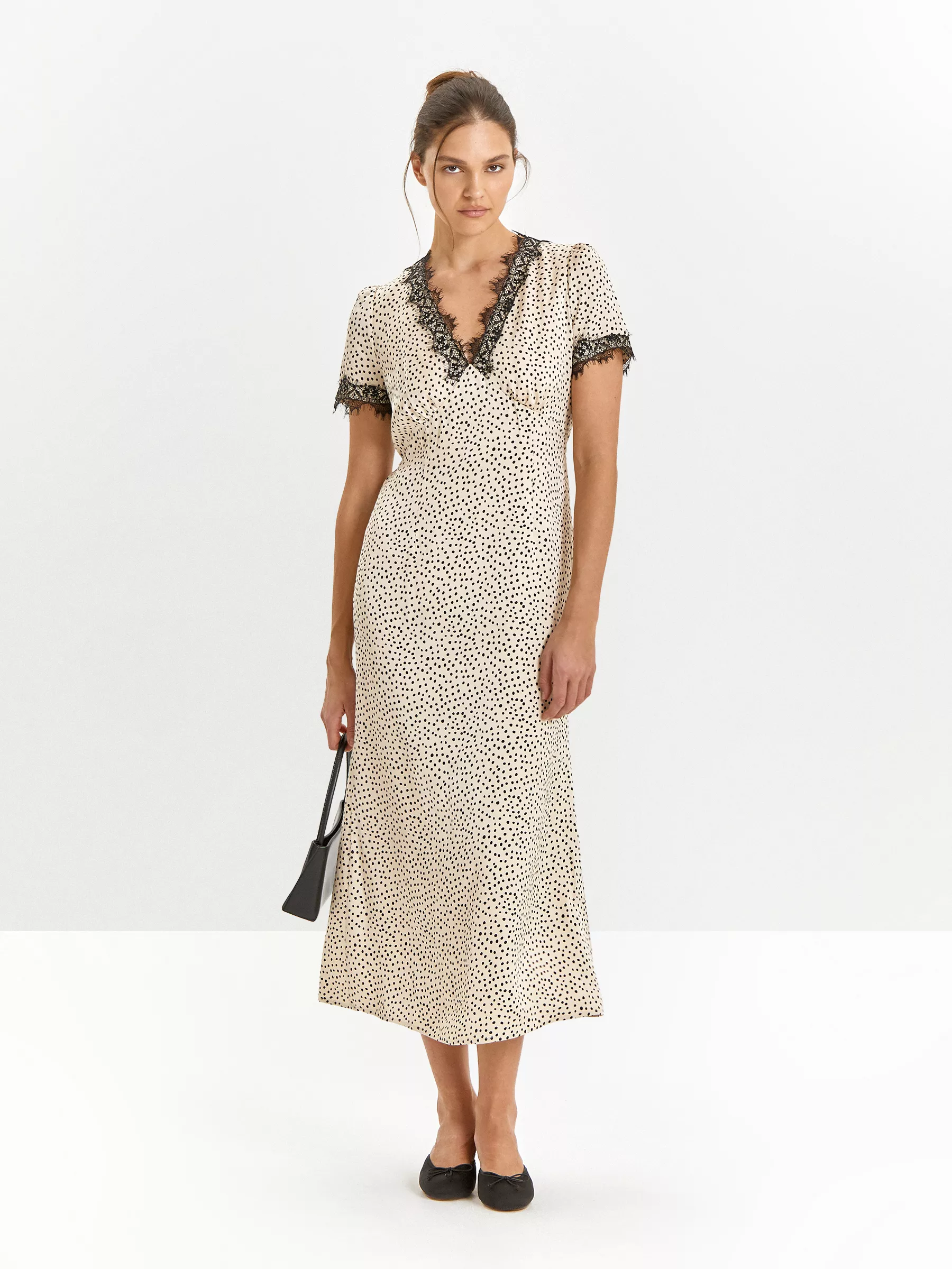 Платье в горох