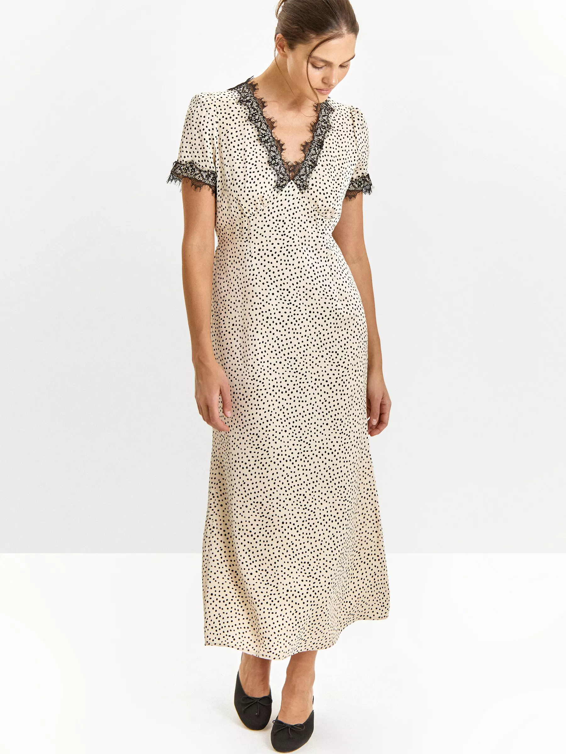 Платье в горох