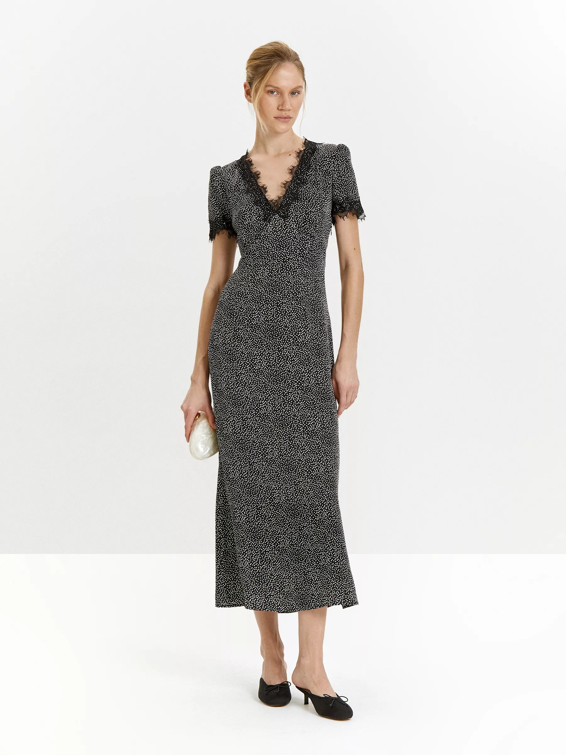 платье в горох