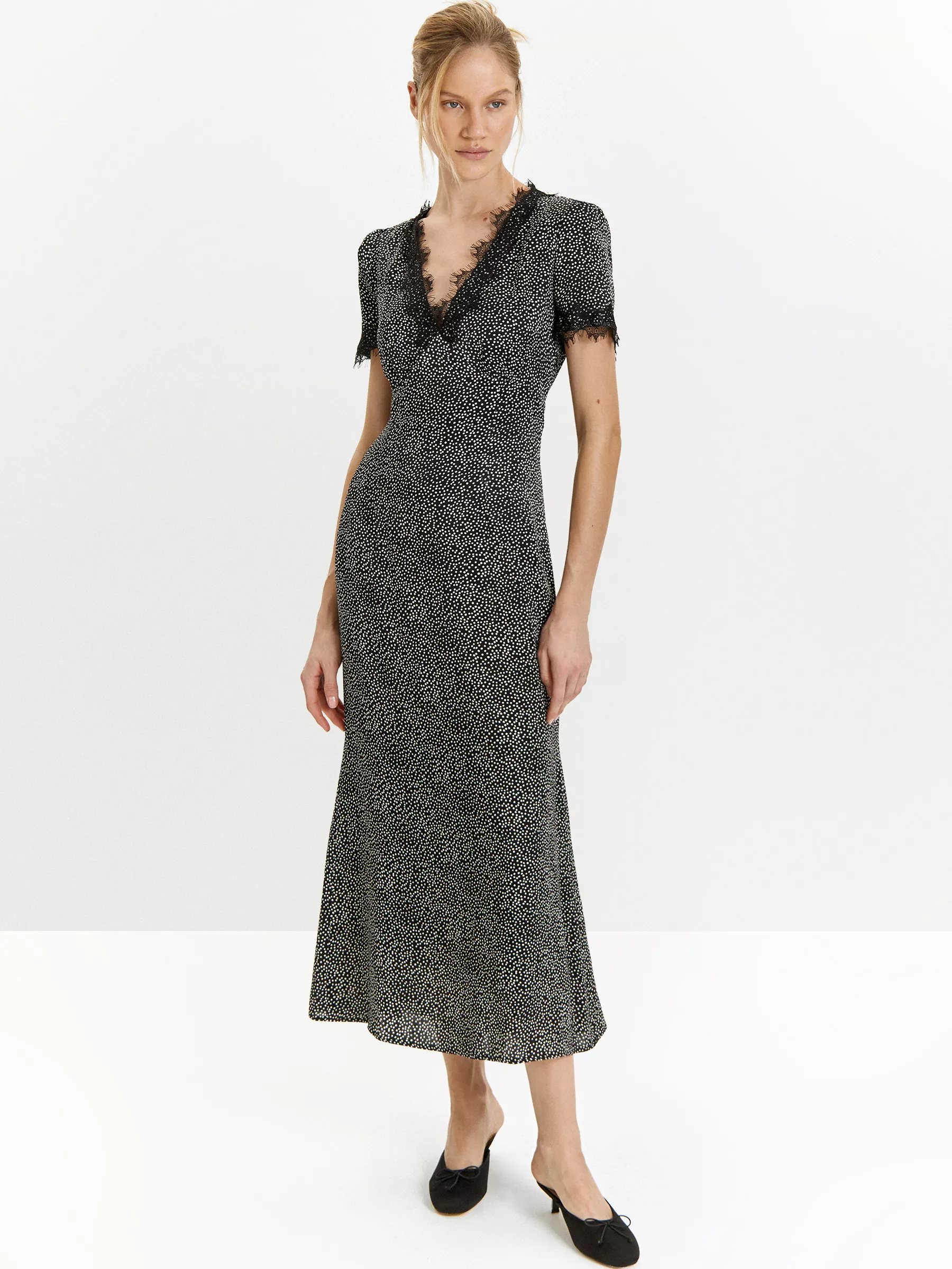 платье в горох