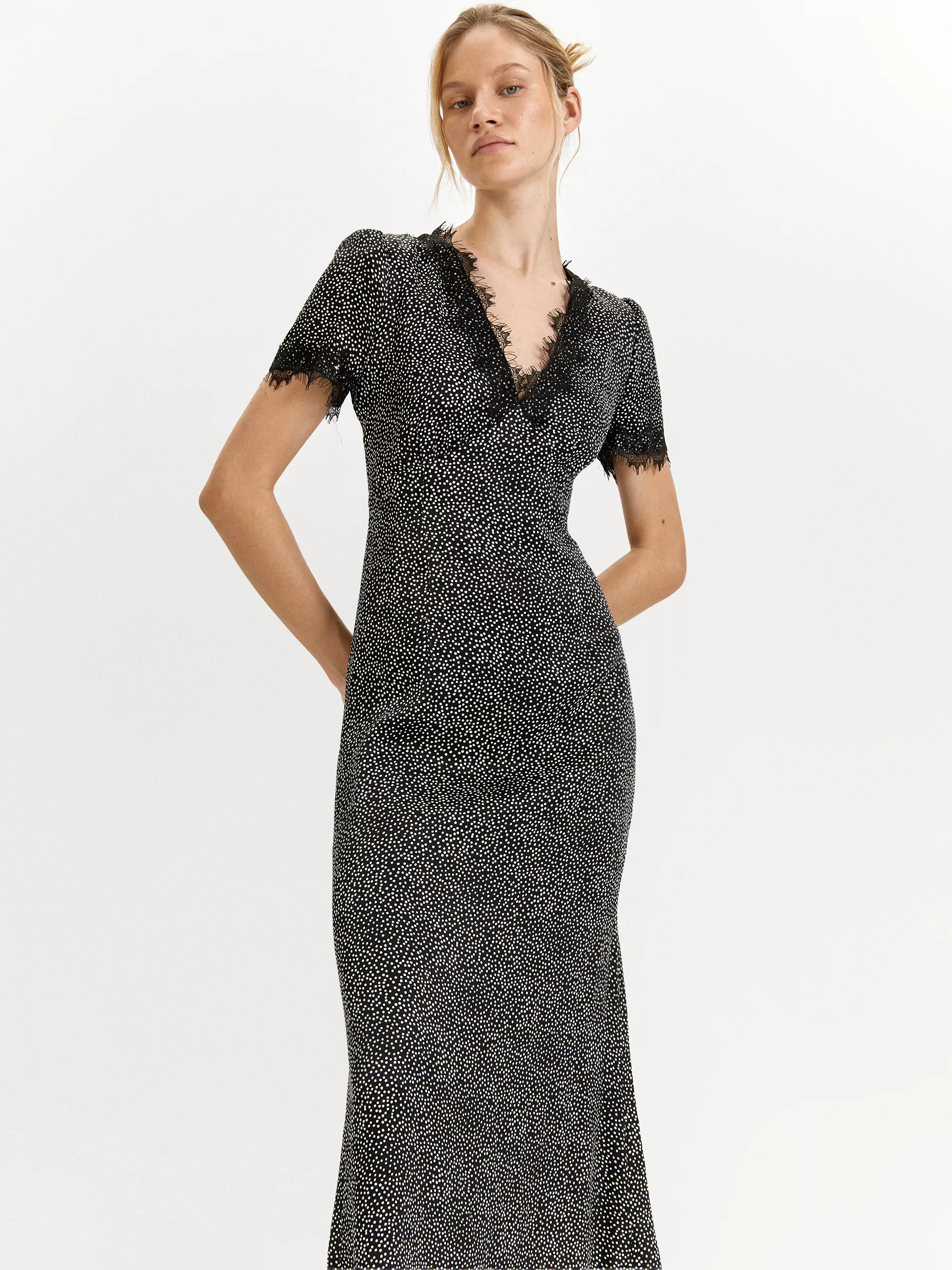 платье в горох