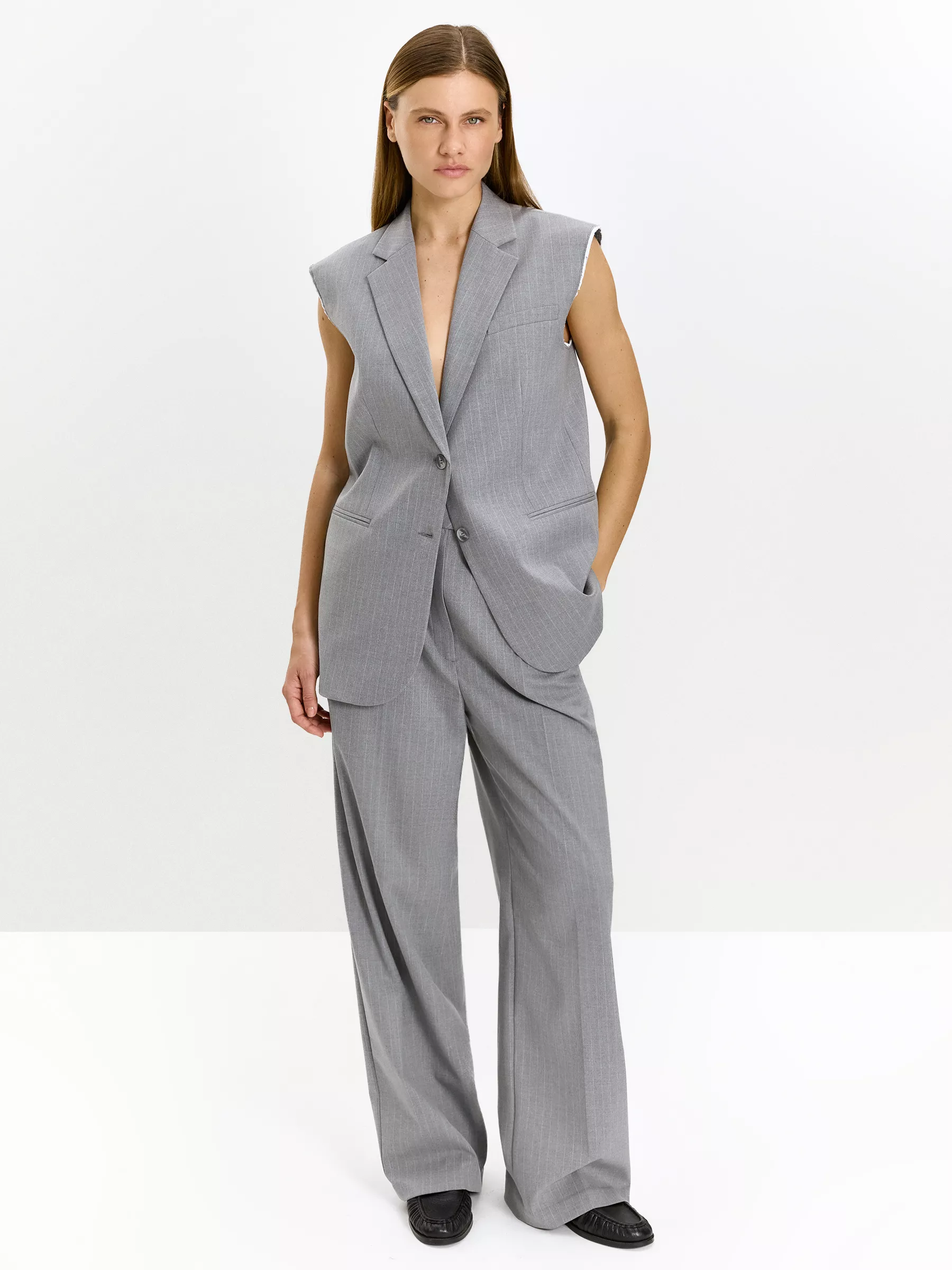 Жилет удлиненный