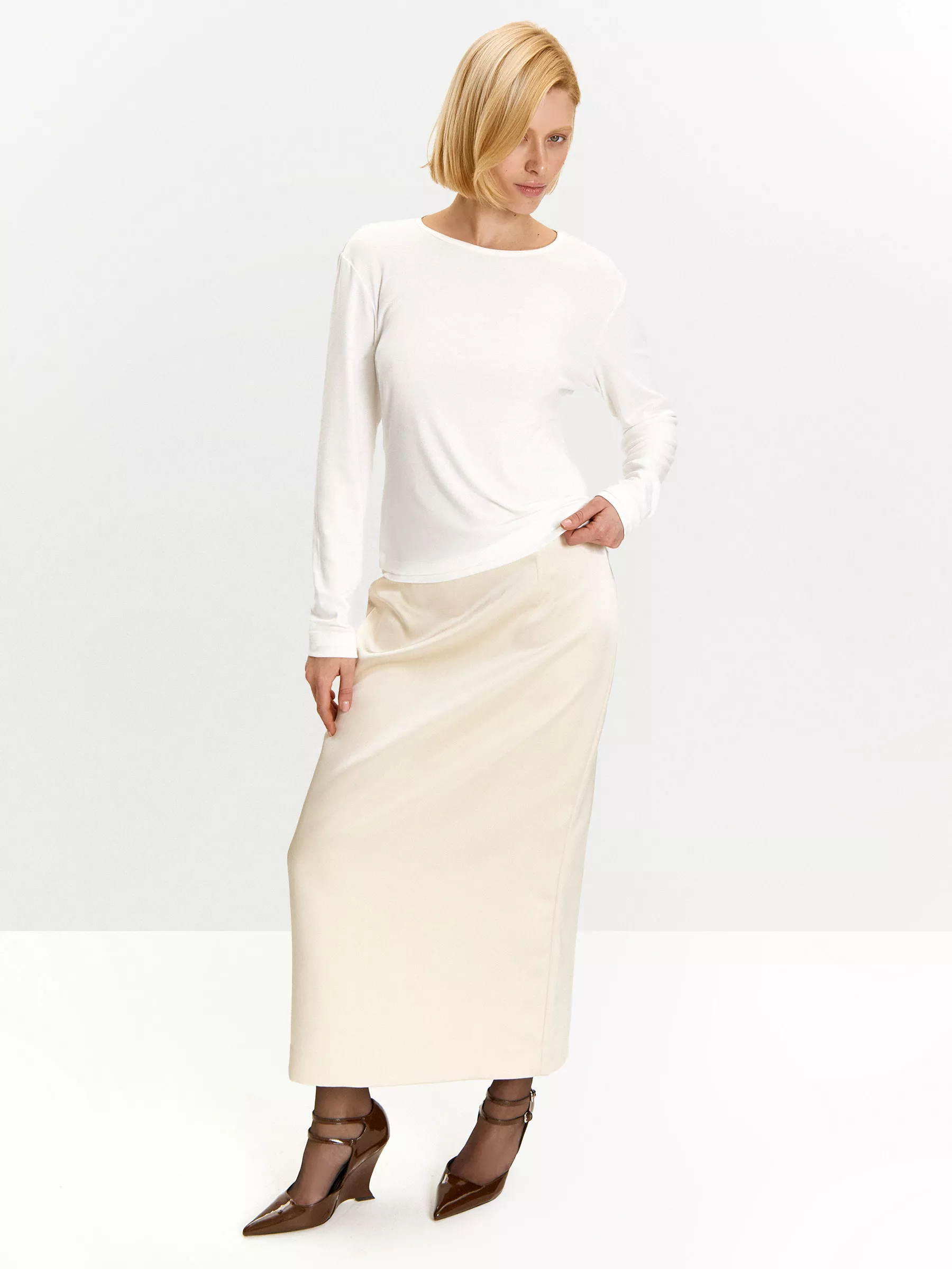 Лонгслив однотонный из вискозы