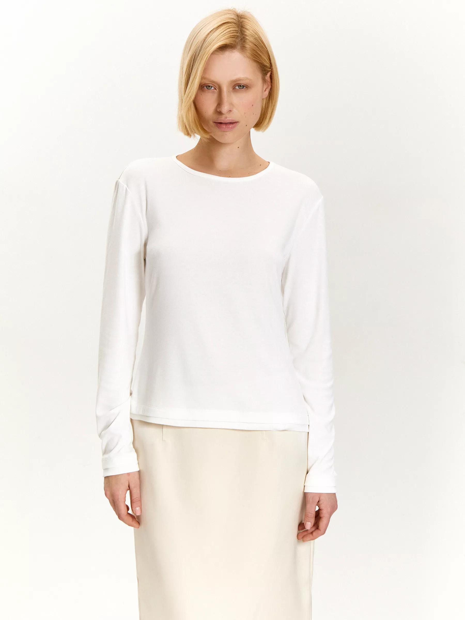 Лонгслив однотонный из вискозы