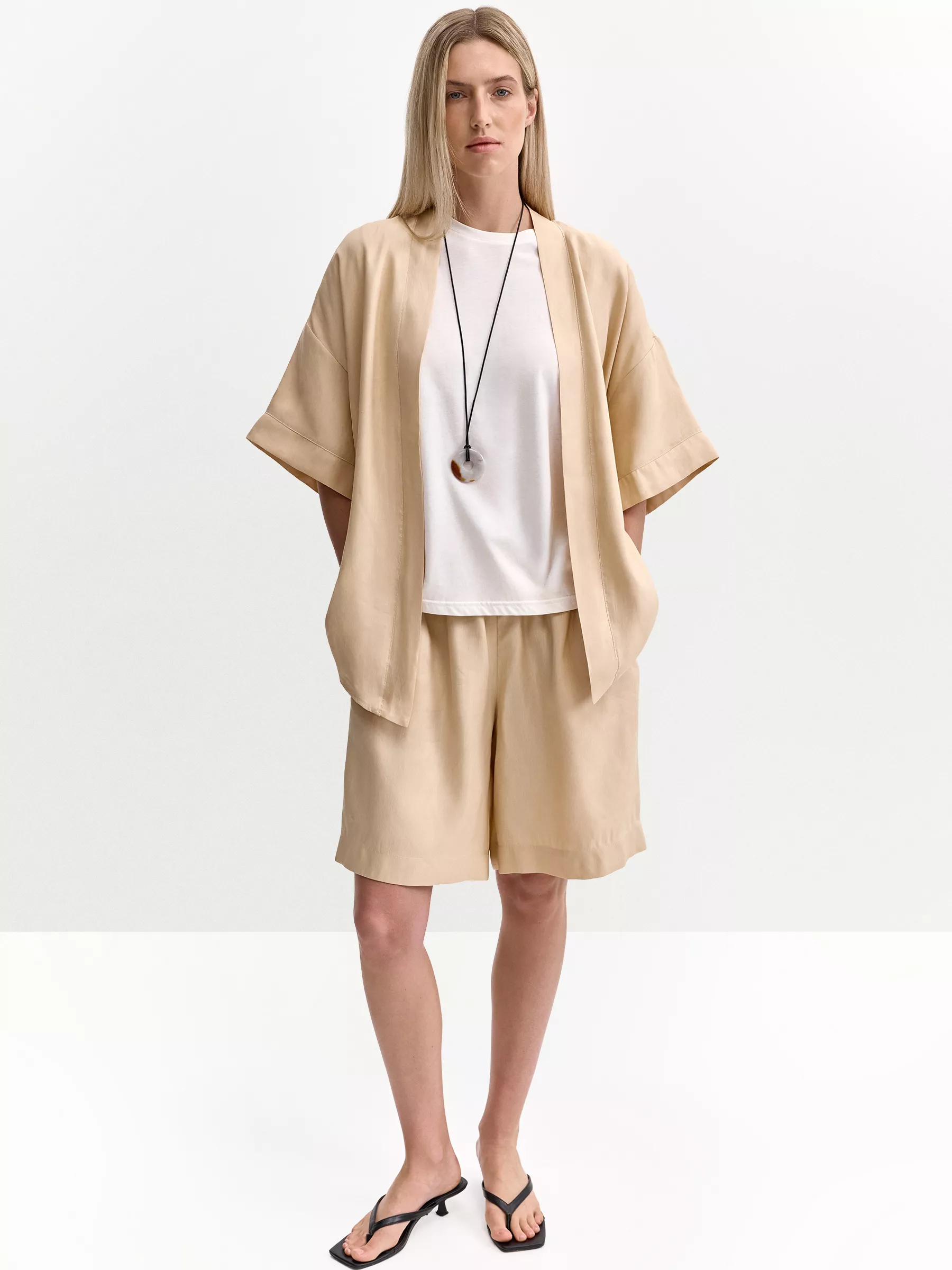 блузка с поясом