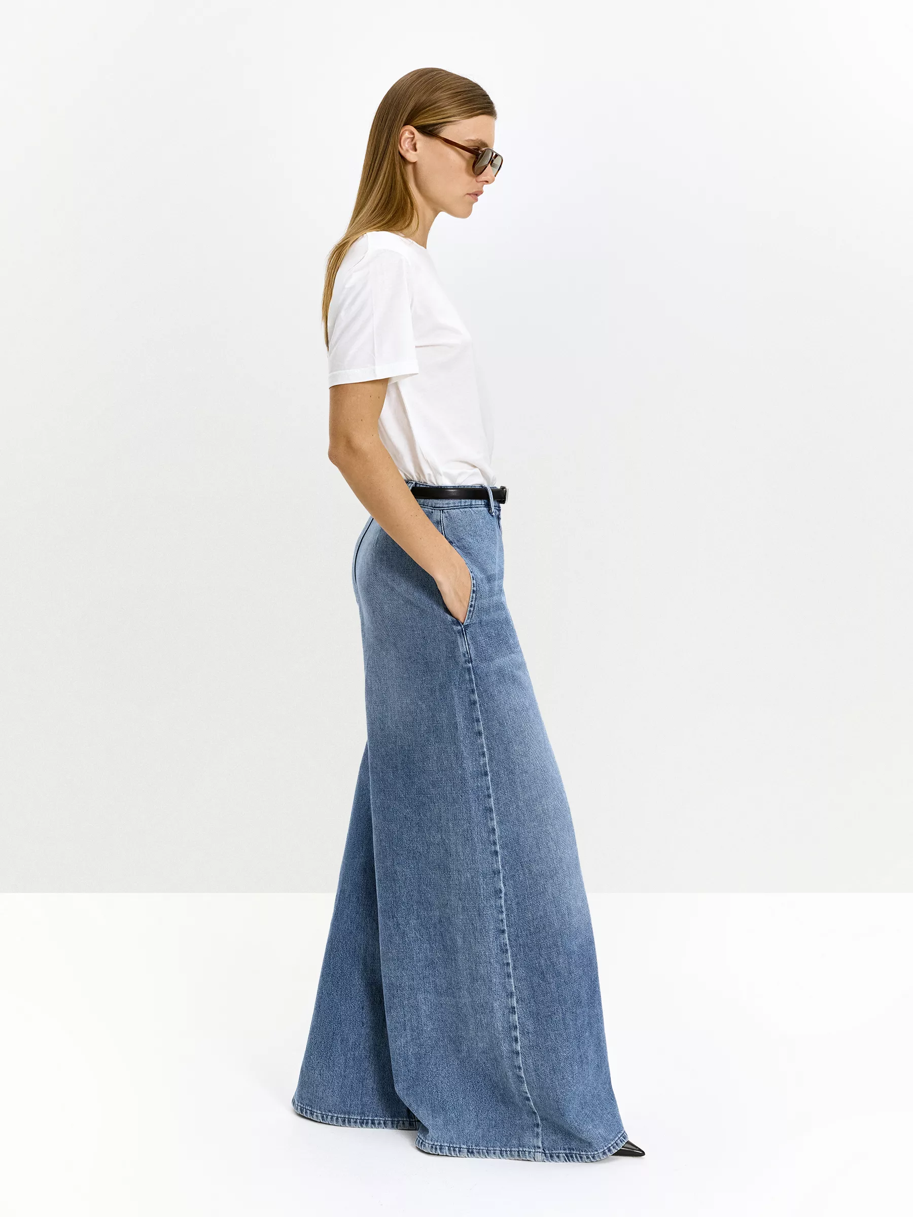 Джинсы Wide Leg 569