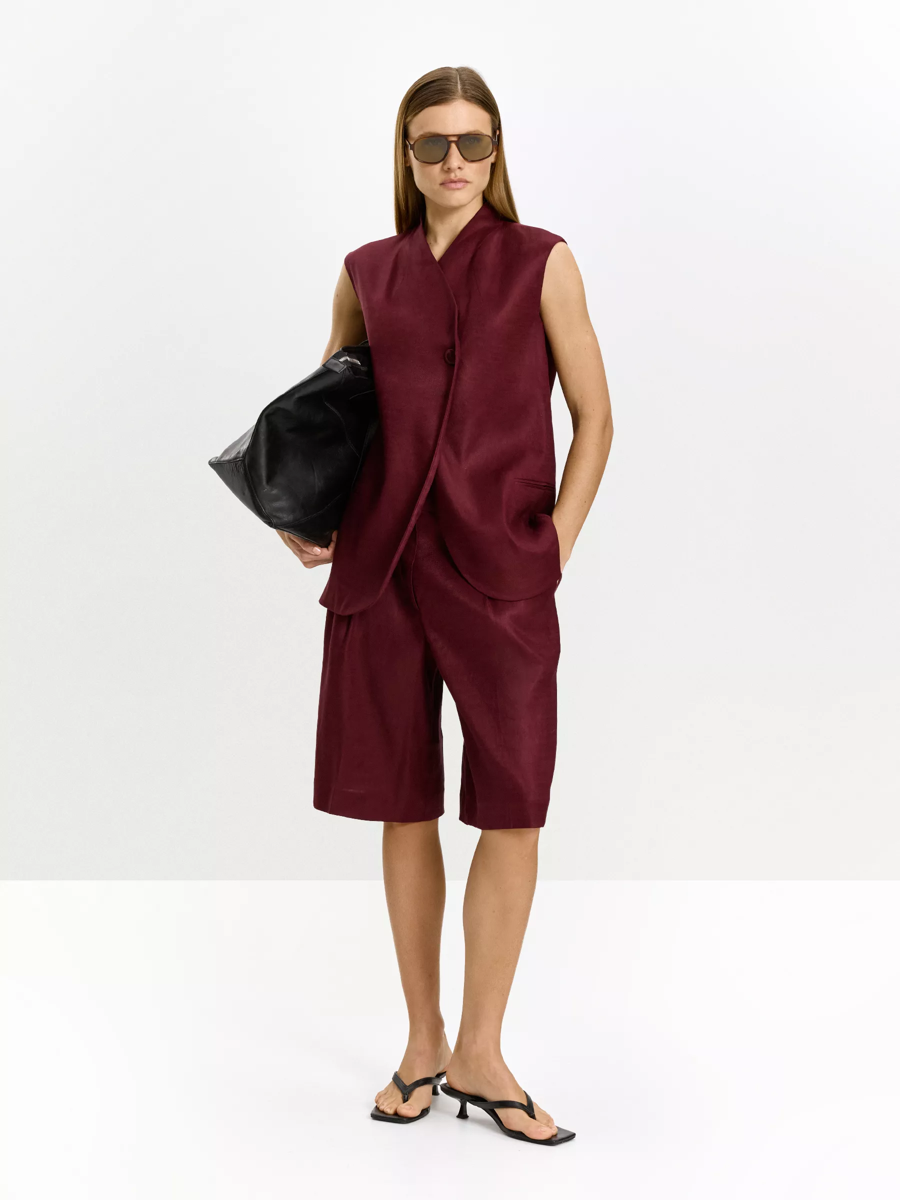 Жилет прямого кроя