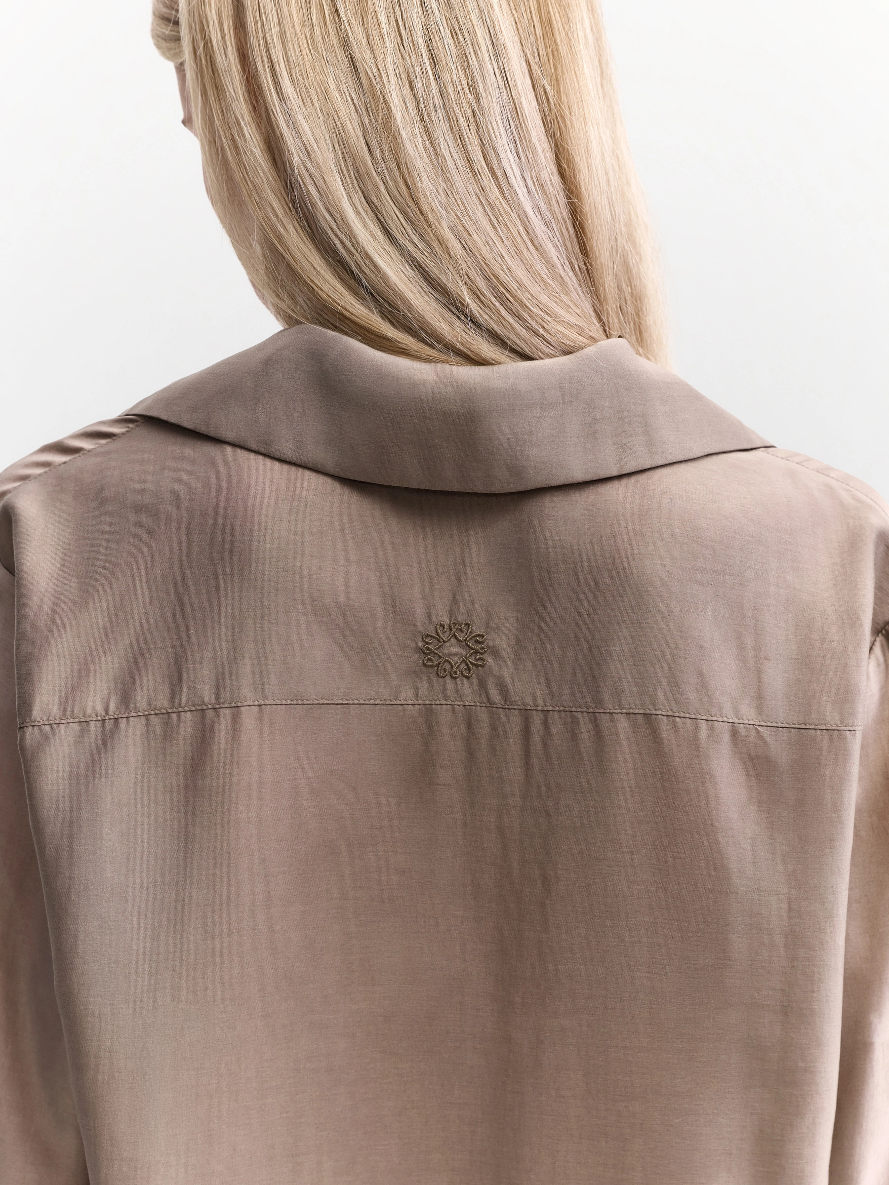 Рубашка B3263/neutral