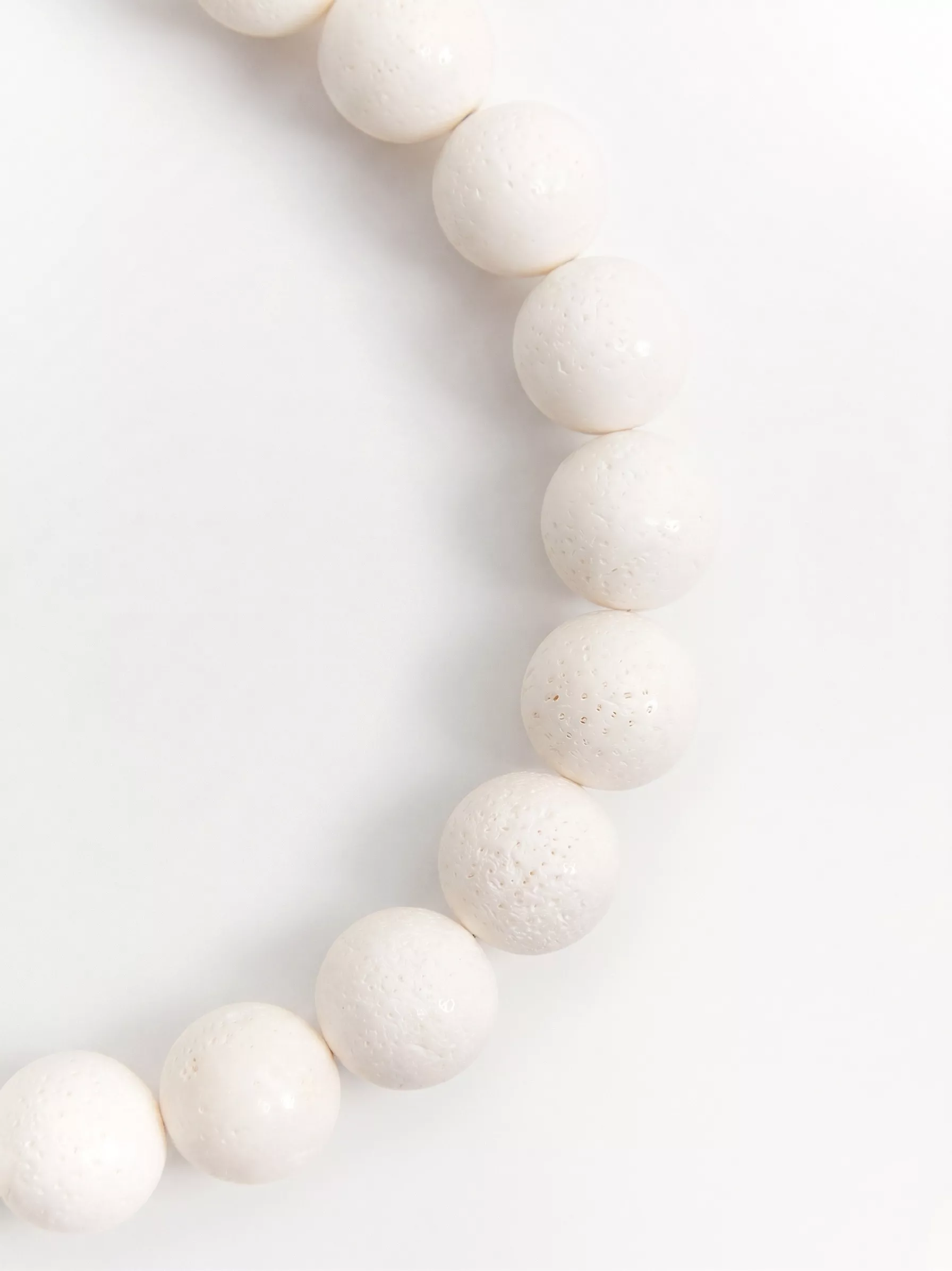 Ожерелье L241/whitecoral