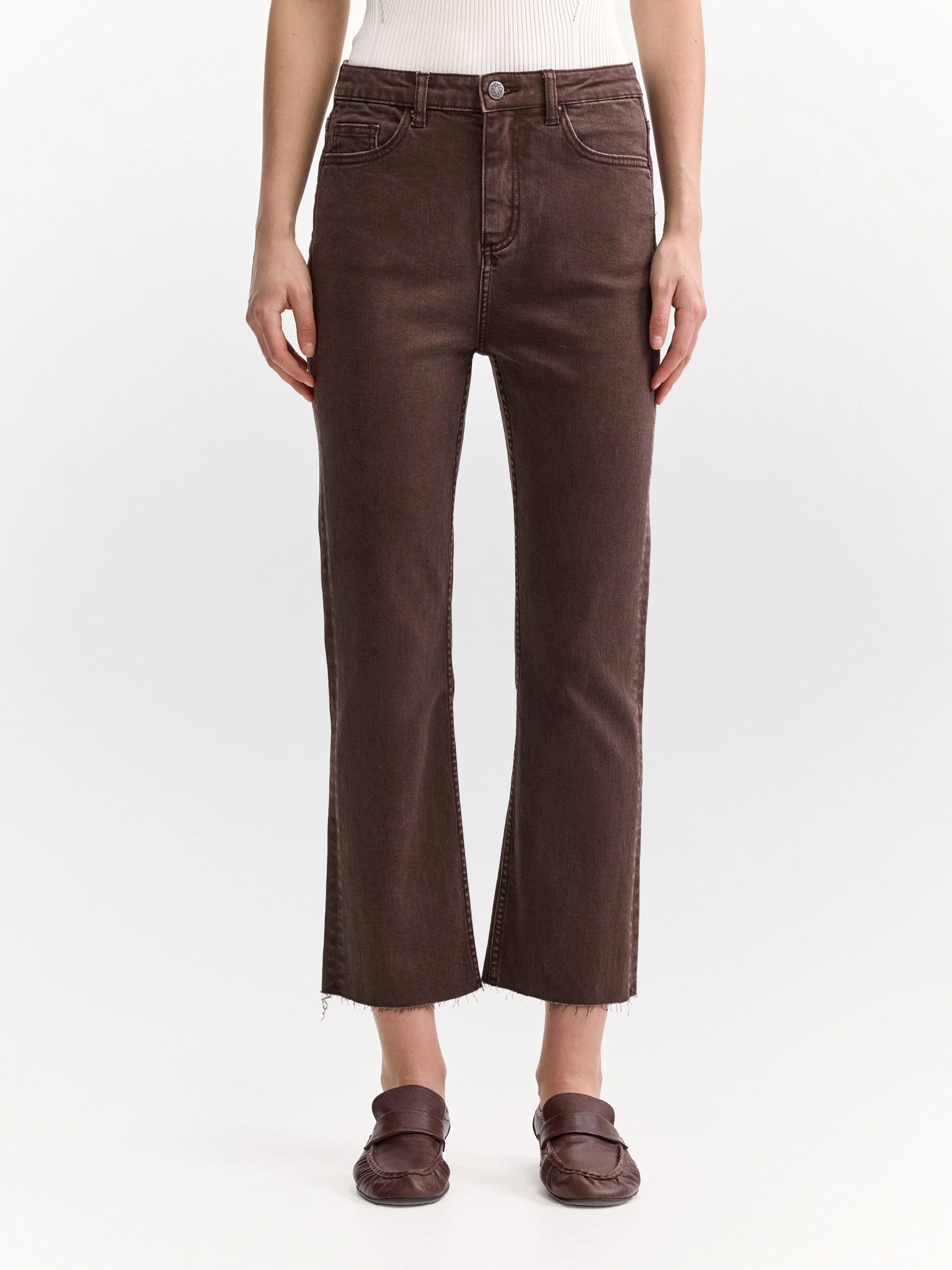 Джинсы Slim Fit 549