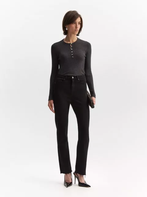 Джинсы Slim Fit 549